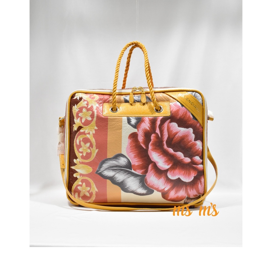 NWT Balenciaga Blanket Square Medium Floral Runway - Picture 3 of 8